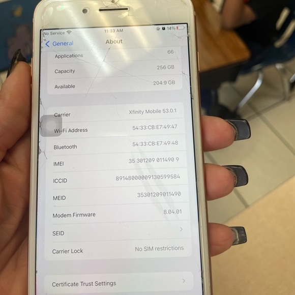 I phone 8+ rose gold 234gb